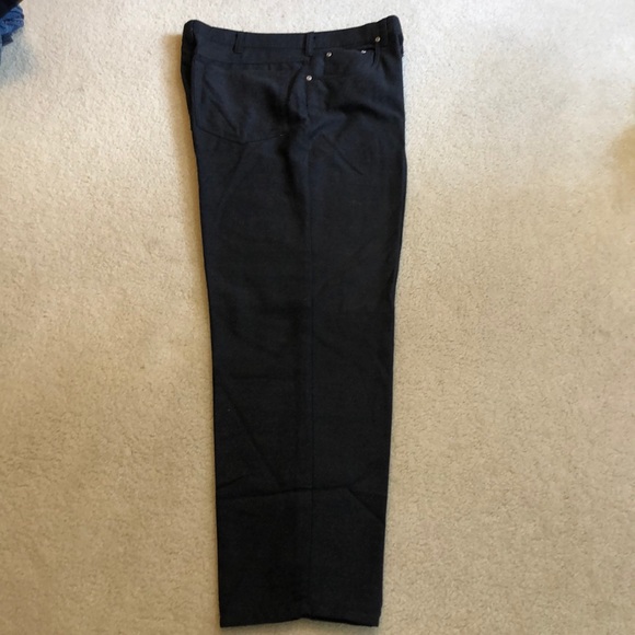Andrew Fezza black slacks w/pockets & belt buckle. - Picture 5 of 6